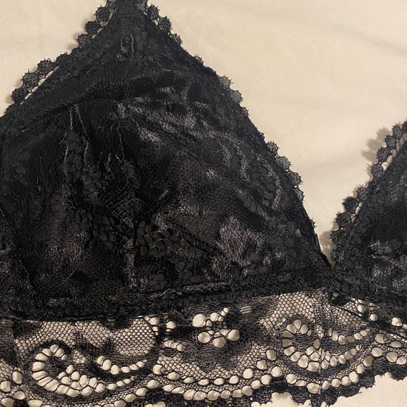 NWOT Sexy lace bralette (L) with matching hipster panty (XL) - Picture 2 of 3